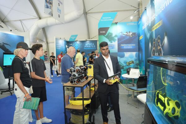 BOAT SHOW DUBAI